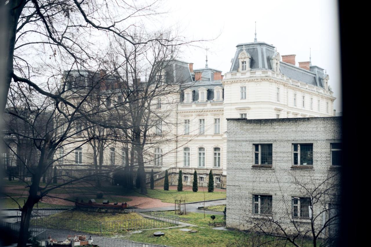 Apartments Near Potocki Palace إلفيف المظهر الخارجي الصورة